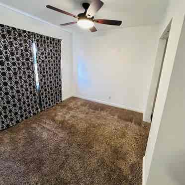 2Rooms for Rent Located in Hesperia