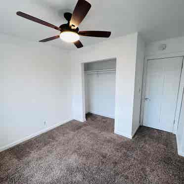 2Rooms for Rent Located in Hesperia