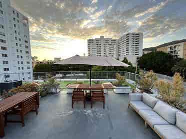 Furnished Luxury Apartment WeHo