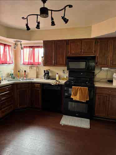 Roommates needed for a 5BHK House