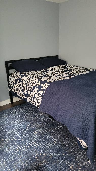 Cozy furnished room available!