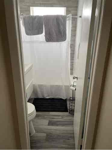 1 Room available in Homestead.