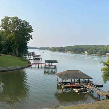 Large clean lake home