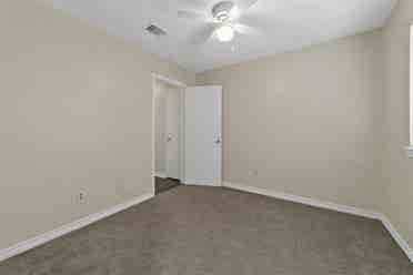 1 BR in Dallas