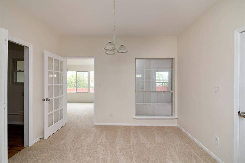 1 BR in Dallas