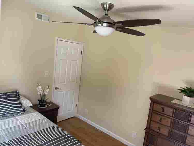 Newly remodeled cozy room
