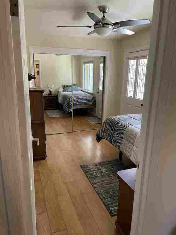 Newly remodeled cozy room