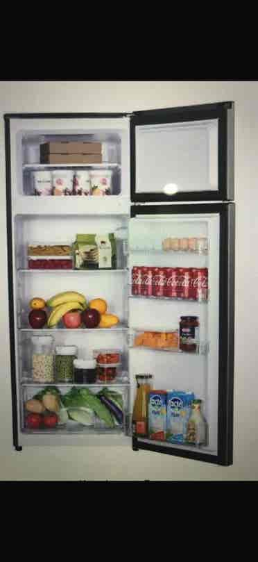 1ST MONTH --FREE RENT--