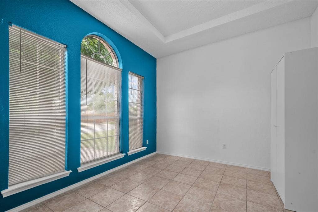 1 BR in Arlington