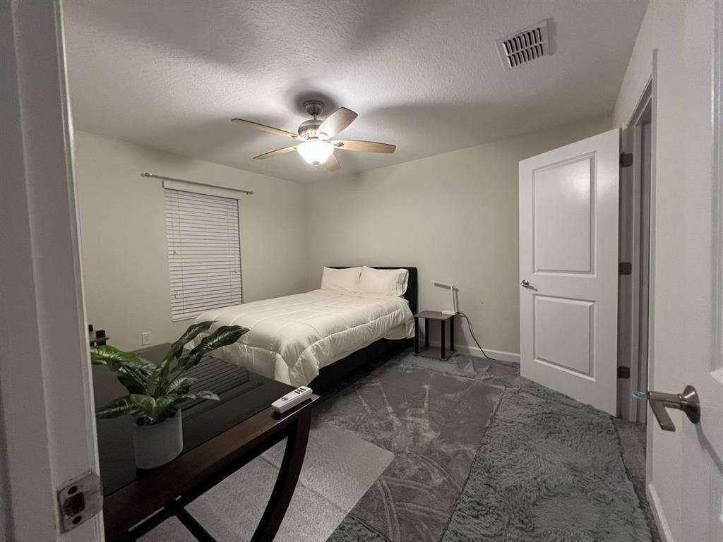 1 room upstairs for 1 person.