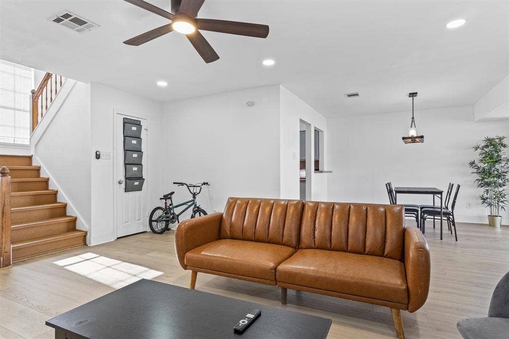 1 BR in Austin