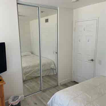 Room in Mission Viejo- close 5 FRW