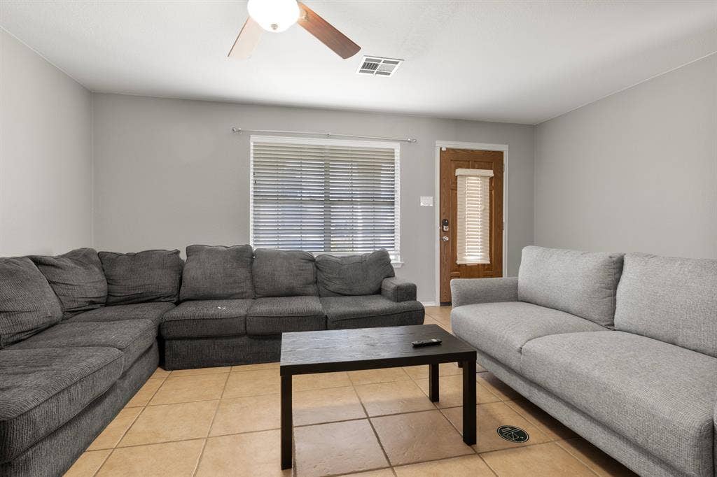 Private Room for Rent in Kyle, TX