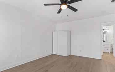 New room available for rent in ATX