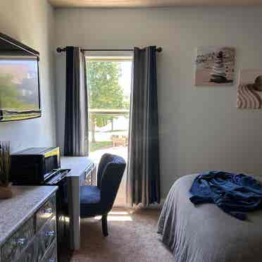 Furnished Rooms in Upscale Cabarrus