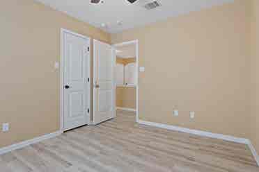 New Rooms Available in Manor, TX!