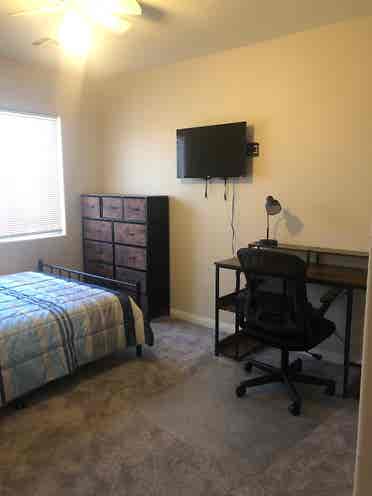 Fully Furnished Rooms For Rent