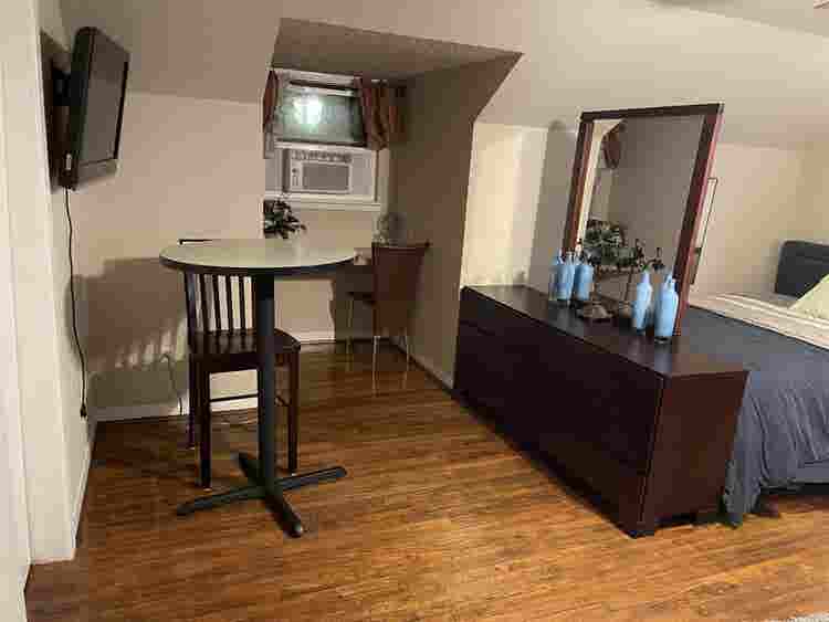 All furnishings & bills paid.