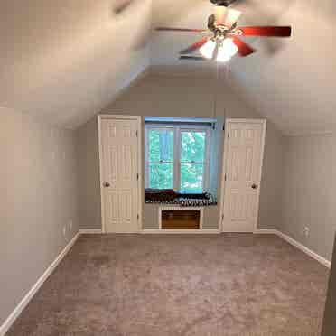 Oversized room for rent