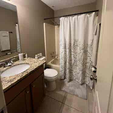 Bedroom for rent in Fort Walton