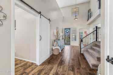 King Furn. Lg. Room, 2-Story House