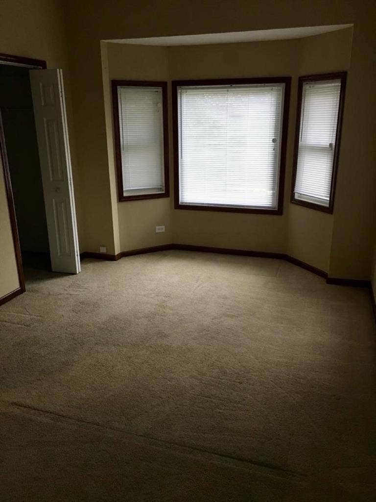 Very large bd rm walk-in closet