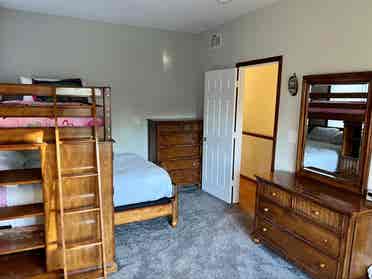 Very large bd rm walk-in closet