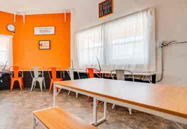 Roomates - Students Welcome
