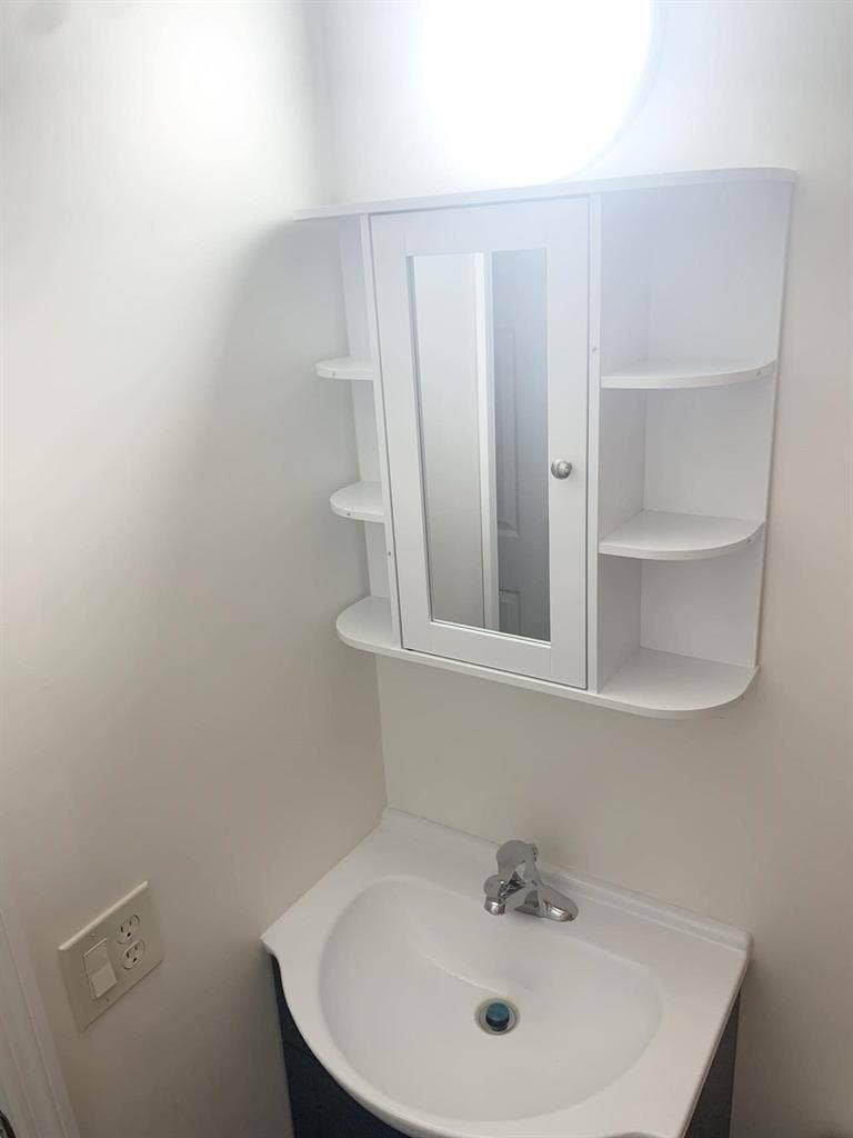 Roomates - Students Welcome