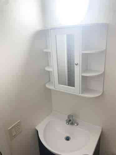 Roomates - Students Welcome
