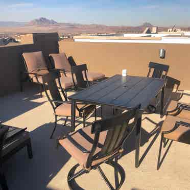 Lrge New Furnished Apt W Roof Deck