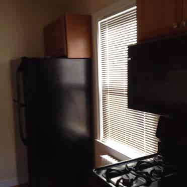 sq ft remodeled 1br/
ba!