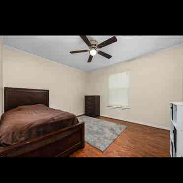 Niceville Room for Rent.