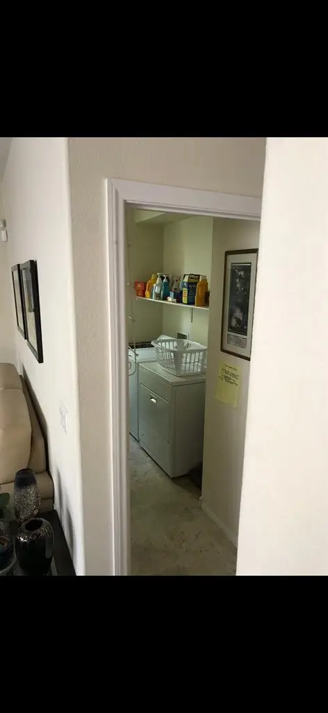 Best Roommates Ever!!! 💗