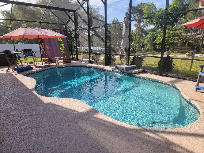 Beautiful pool home in Tavares.