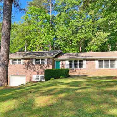 Quiet Woodstock home, master suite