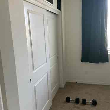 1 BR with Private Bathroom