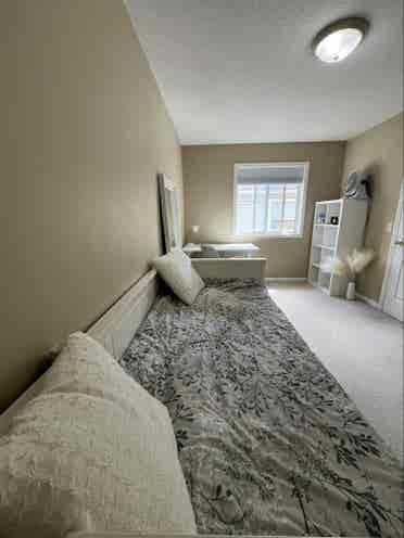 Furnished 1 bedroom in a townhouse