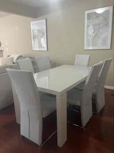 Furnished 1 bedroom in a townhouse