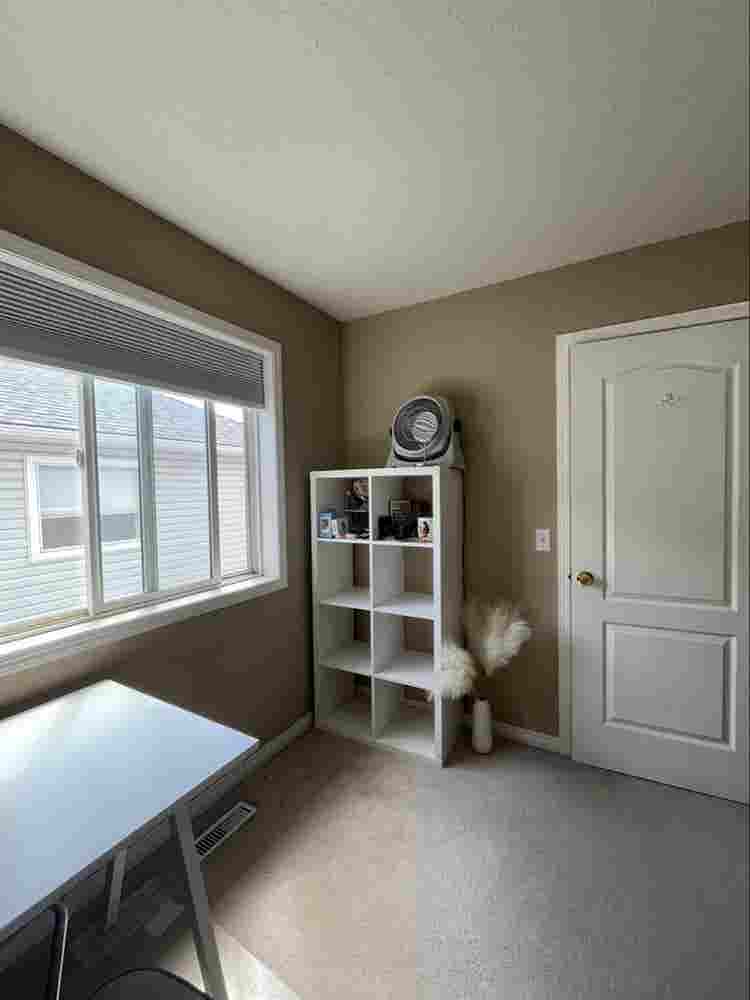 Furnished 1 bedroom in a townhouse