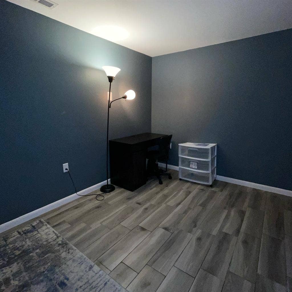 A big room in the basement for rent