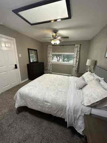 Private Room in Garland Available