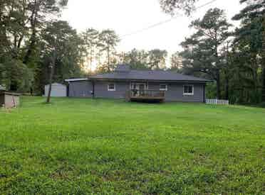 Rooms in house Raleigh S. of Garner
