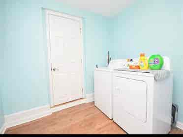 Rooms in house Raleigh S. of Garner
