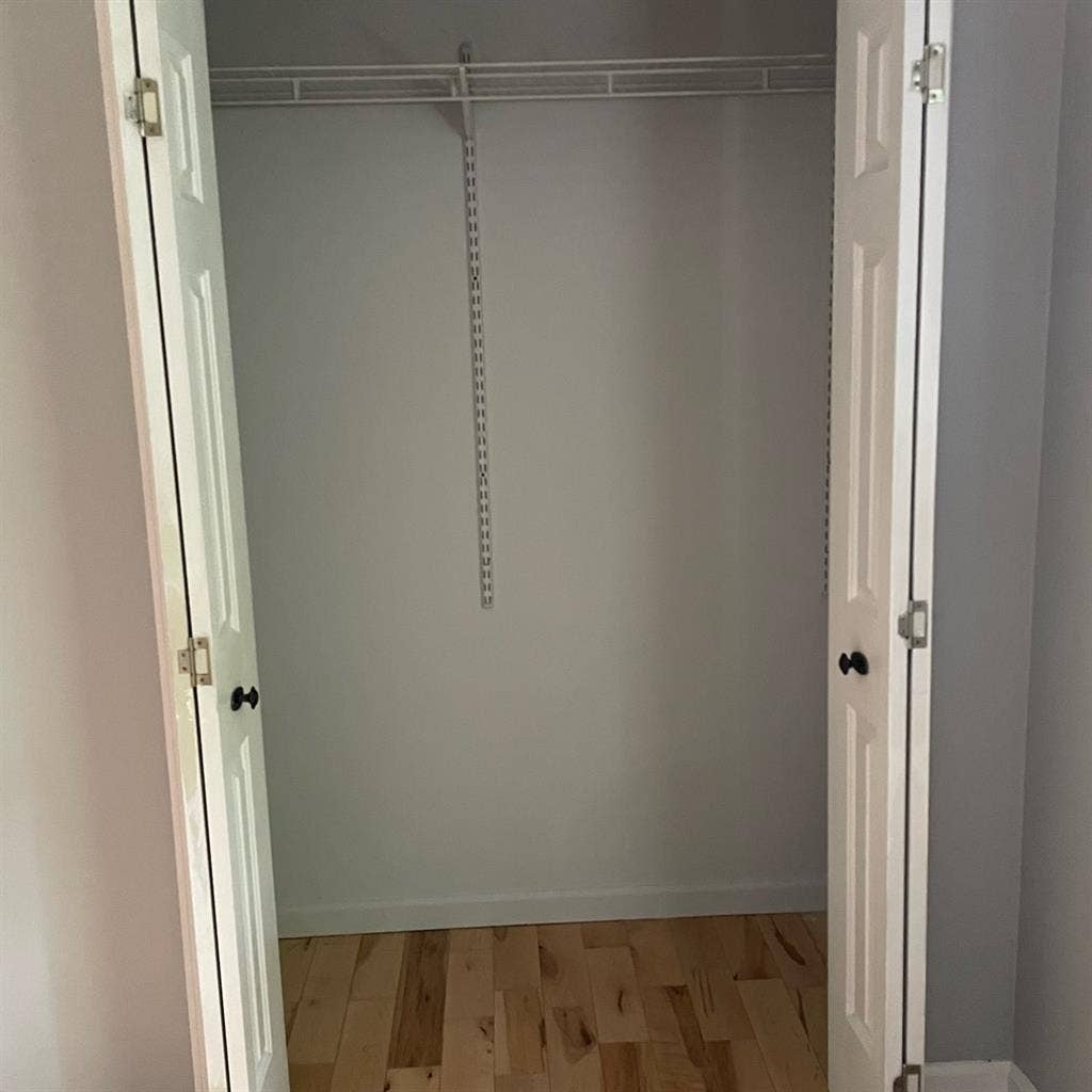 1 Room for Rent ($/ month)