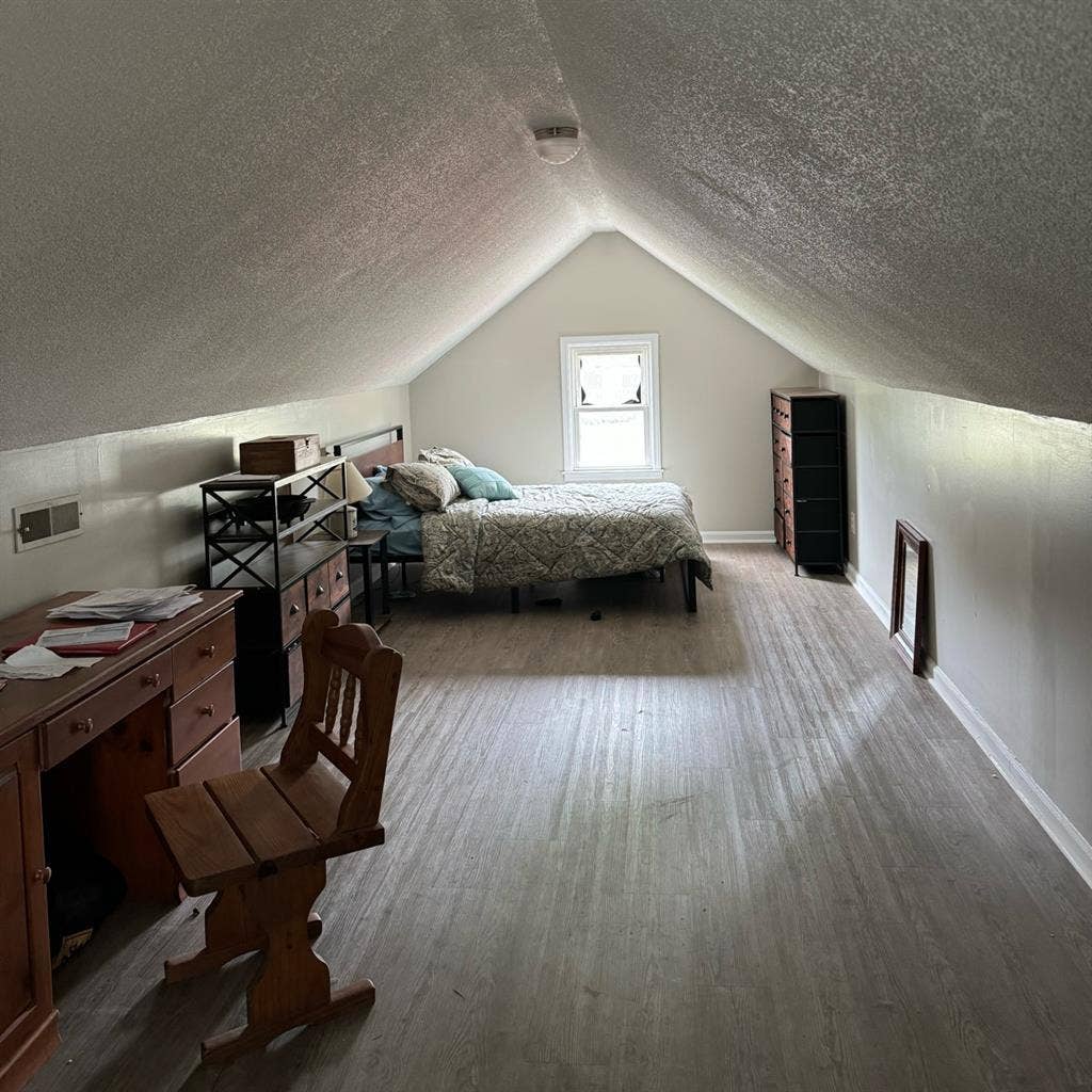 Loft Room w/ private half bath