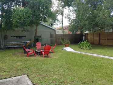 Large Yard, Fenced,  Parking