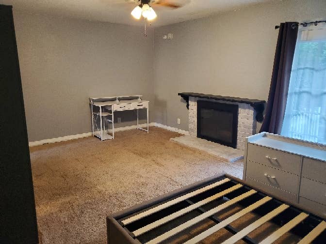 Large room for rent