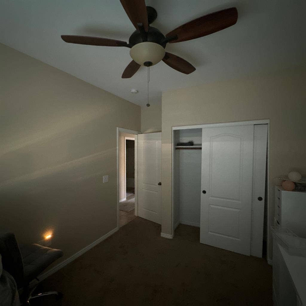 Room for rent Mesa/Gilbert border.