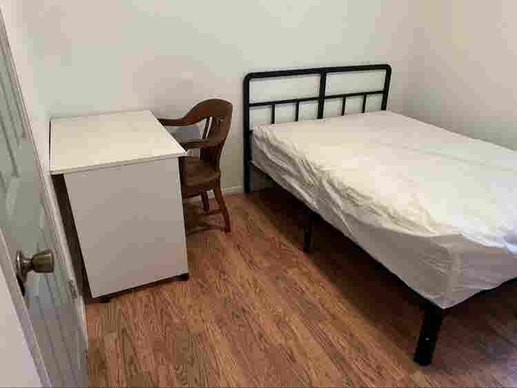 Furnished bedroom for rent